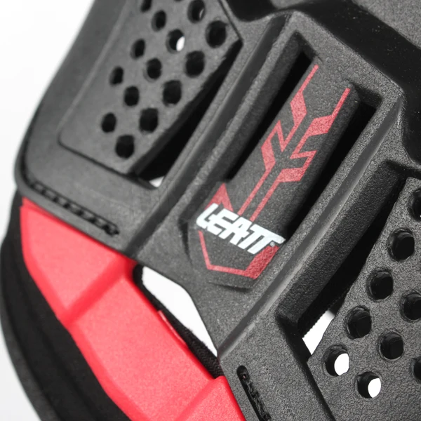 Leatt 2.5 Kids Mini Chest Protector in Black Red - Image 2